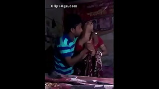 साउथ इंडियन भाभी अपने बॉयफ्रेंड से मज़े लेती है