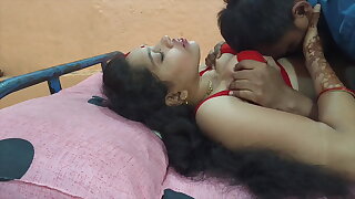 Pati Patni Ki Chup Chup Ke Waali Raat &ndash_ Bedroom Se Balcony Tak!