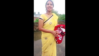 Hot Sexy Desi Bhabhi Ko Devar Ne Chhat Par Jamakar Choda